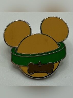 2012 PLUTO MICKEY  MOUSE HEAD ICON MYSTERY POUCH